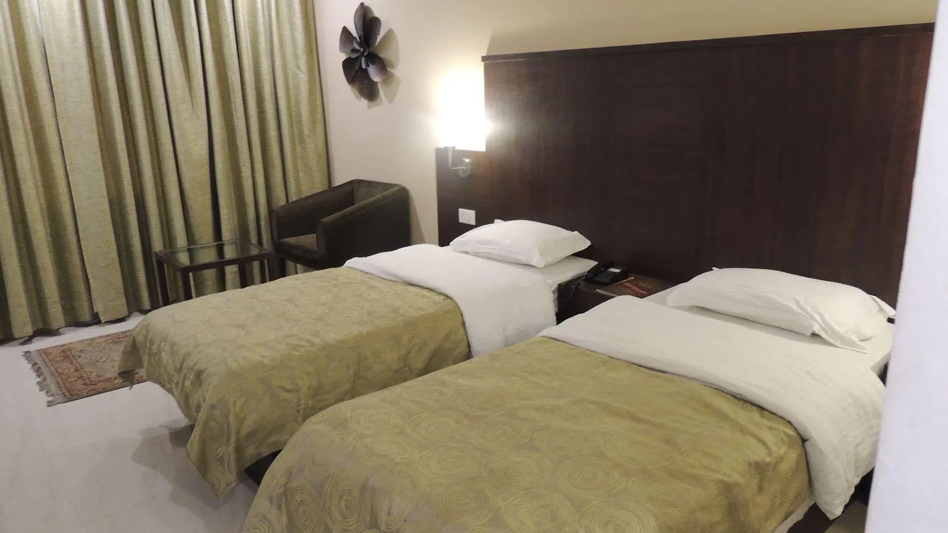 Diamond Hotel Varanasi