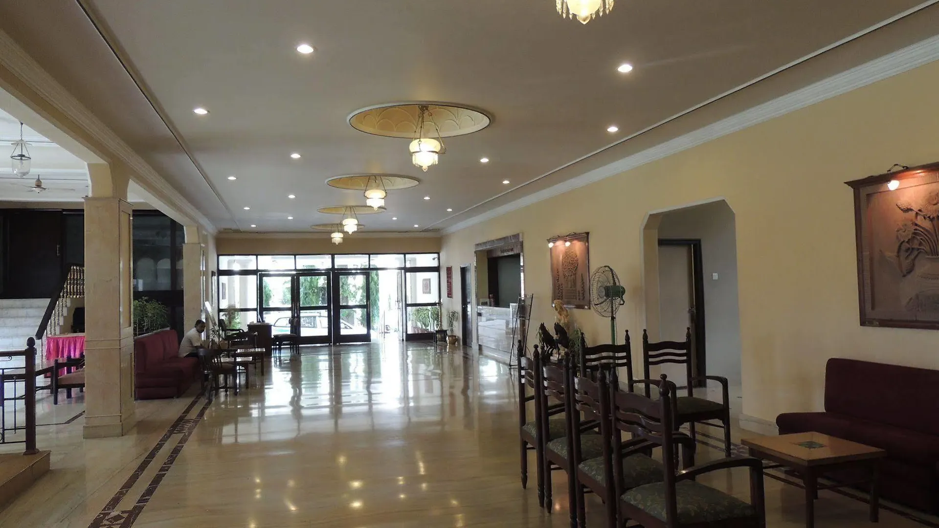 Diamond Hotel Varanasi India