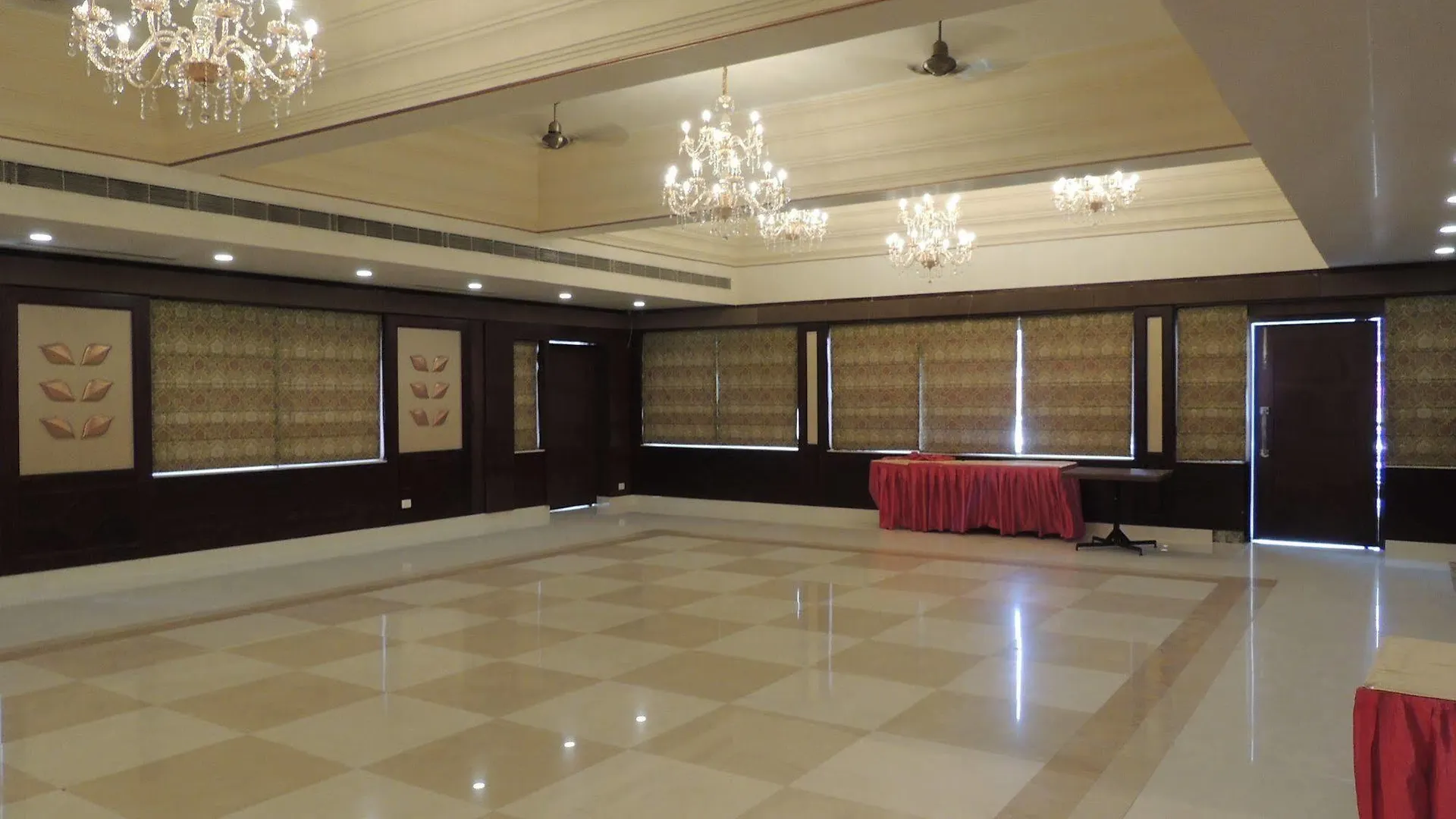 Diamond Hotel Varanasi