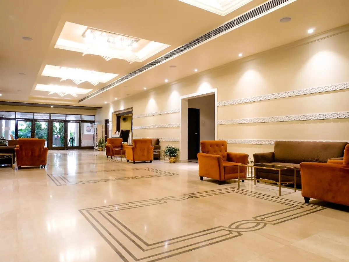 Diamond Hotel Varanasi 3*,
